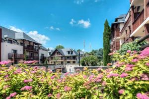 Gallery image of Appartement de l'Isard Bleu, dans résidence de tourisme 3 étoiles in Lourdes