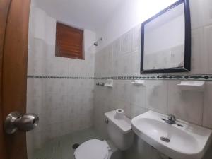 Ένα μπάνιο στο Hotel Naxhiely