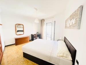 A bed or beds in a room at Centro Ciudad apartamento entero