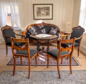 Χώρος καθιστικού στο Husum Hotel +40 φωτογραφίες