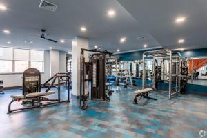 Fitness center at/o fitness facilities sa Luxury Apartments by Hyatus at Pierpont
