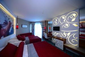 Gallery image of Vikingen Infinity Resort & Spa in Avsallar