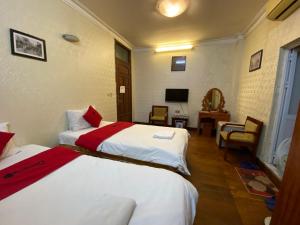 TV a/nebo společenská místnost v ubytování Sophie hotel