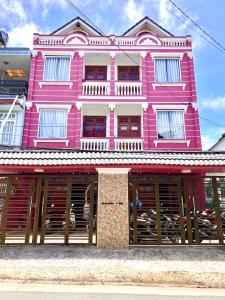 El edificio en el que está el hotel