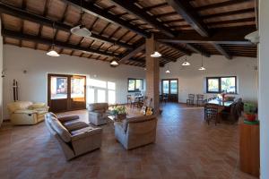A seating area at Agriturismo S. Apollinare
