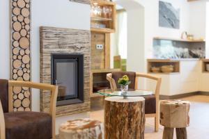 Posezení v ubytování Hotel Garni Grünmoos