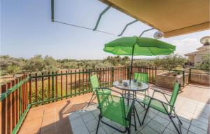 Zdjęcie z galerii obiektu 2 Bedroom Nice Apartment In San Jordi w mieście San Rafael del Río