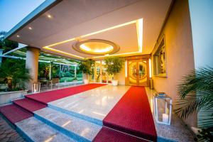 Bazén v ubytování Hotel Ares nebo v jeho okolí