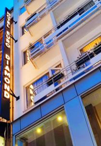 The building in which a szállodákat is located Még 37 kép