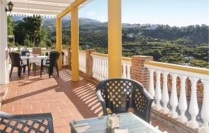 Balkón alebo terasa v ubytovaní 3 Bedroom Amazing Home In Frigiliana