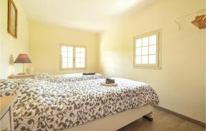 Afbeelding uit fotogalerij van Beautiful Home In Charritte De Bas With 2 Bedrooms And Wifi in Charritte-de-Bas
