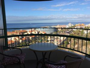 A general sea view or a sea view taken from Az apartmant