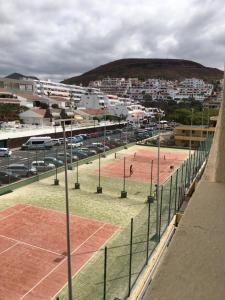 Tennis and/or squash facilities at TORRES DEL SOL 15 floor THE HIGHTEST or nearby