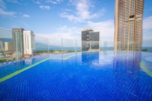 Bazén v ubytování Alibaba Hotel by THG nebo v jeho okolí
