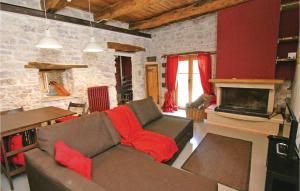 Posedenie v ubytovaní Pet Friendly Home In Stroncone Terni Tr