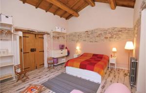 Posteľ alebo postele v izbe v ubytovaní Pet Friendly Home In Stroncone Terni Tr