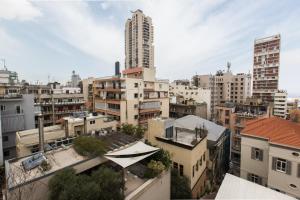 Linna Beirut üldine vaade või majutusasutusest The Grand Meshmosh Hotel pildistatud vaade