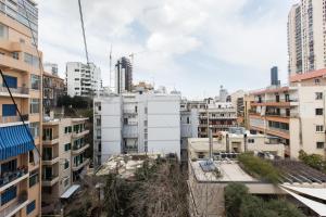 Linna Beirut üldine vaade või majutusasutusest The Grand Meshmosh Hotel pildistatud vaade