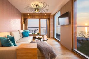 TV a/nebo společenská místnost v ubytování Hotel Restaurant Seehalde