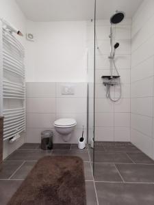 A bathroom at La Casa Suciu
