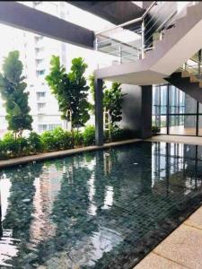 Gallery image of Tropicana 218 Macalister Netflix High Floor in George Town