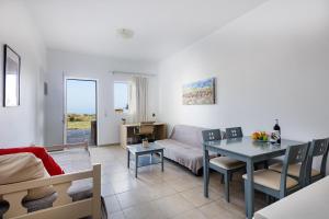 Posedenie v ubytovaní Yiannis Apartments