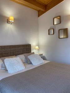 Postel nebo postele na pokoji v ubytování L'ALIVETU, Chambres d'hôtes