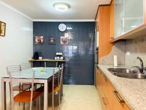Kuchnia lub aneks kuchenny w obiekcie Casa Aurea