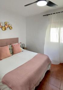 Gallery image of Apartamentos Turísticos Carmencita in Bolonia