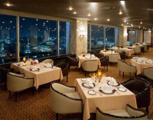 Restaurace v ubytování Hotel Okura Niigata