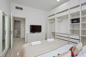 Fotografie z fotogalerie ubytování Amazing 2 Bedroom in Marina with free Parking v Dubaji