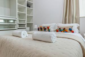 Fotografie z fotogalerie ubytování Amazing 2 Bedroom in Marina with free Parking v Dubaji