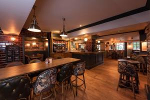 Lounge nebo bar v ubytování Wilmslow Lodge
