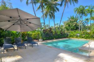 Bazén v ubytování Seascape Holidays - Tropical Reef Apartments nebo v jeho okolí