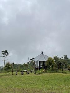 Κήπος έξω από το Bugo Camp, Glamping & Natural Activity