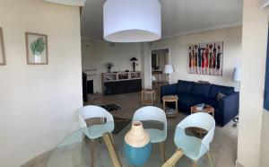 Część wypoczynkowa w obiekcie Infinity Apartment