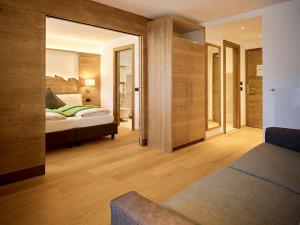 Postel nebo postele na pokoji v ubytování Hotel Shandranj