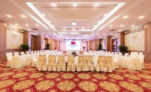 Viðskiptasvæði og/eða fundarherbergi á Vietsovpetro Hotel Dalat