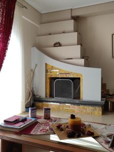 Kép Dimitris Vaso’s Villa with Sea and Mountain View! szállásáról Alivériben a galériában