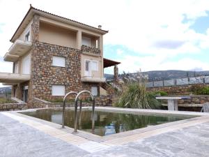 The building in which A villát is located