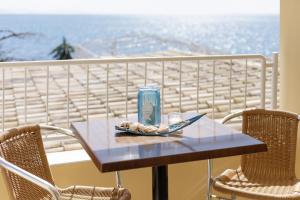 A balcony or terrace at Salt & Sun Apartments by Konnect, at Kaminaki Beach