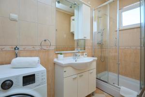 Kúpeľňa v ubytovaní Apartment Marijana + 37 fotografií