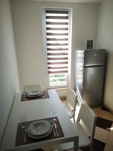 Kuchyň nebo kuchyňský kout v ubytování APARTMENT IZABELA Opatija