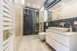 Kúpeľňa v ubytovaní Pomorskie Apartamenty Bernadowska Gold