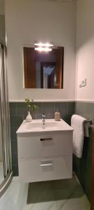 Kúpeľňa v ubytovaní Apartamento Viña P. Málaga Centro