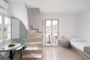 Posezení v ubytování White Lily Suites & Lofts - Adults Only 16 Plus + 37 fotografií