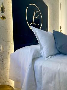 Кровать или кровати в номере PIEDRA DE LUNA