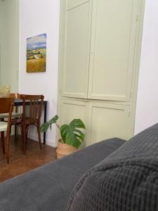 A seating area at Il gallo di Eracle - Charming suites & rooms