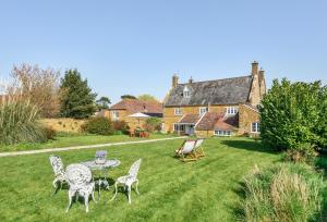 Gallery image of Lower Farm in Sherborne