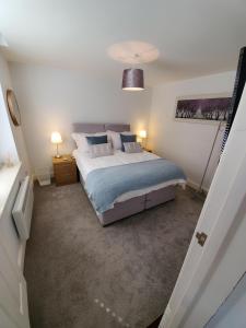 Postel nebo postele na pokoji v ubytování Ipswich Town Centre - Apartment 1